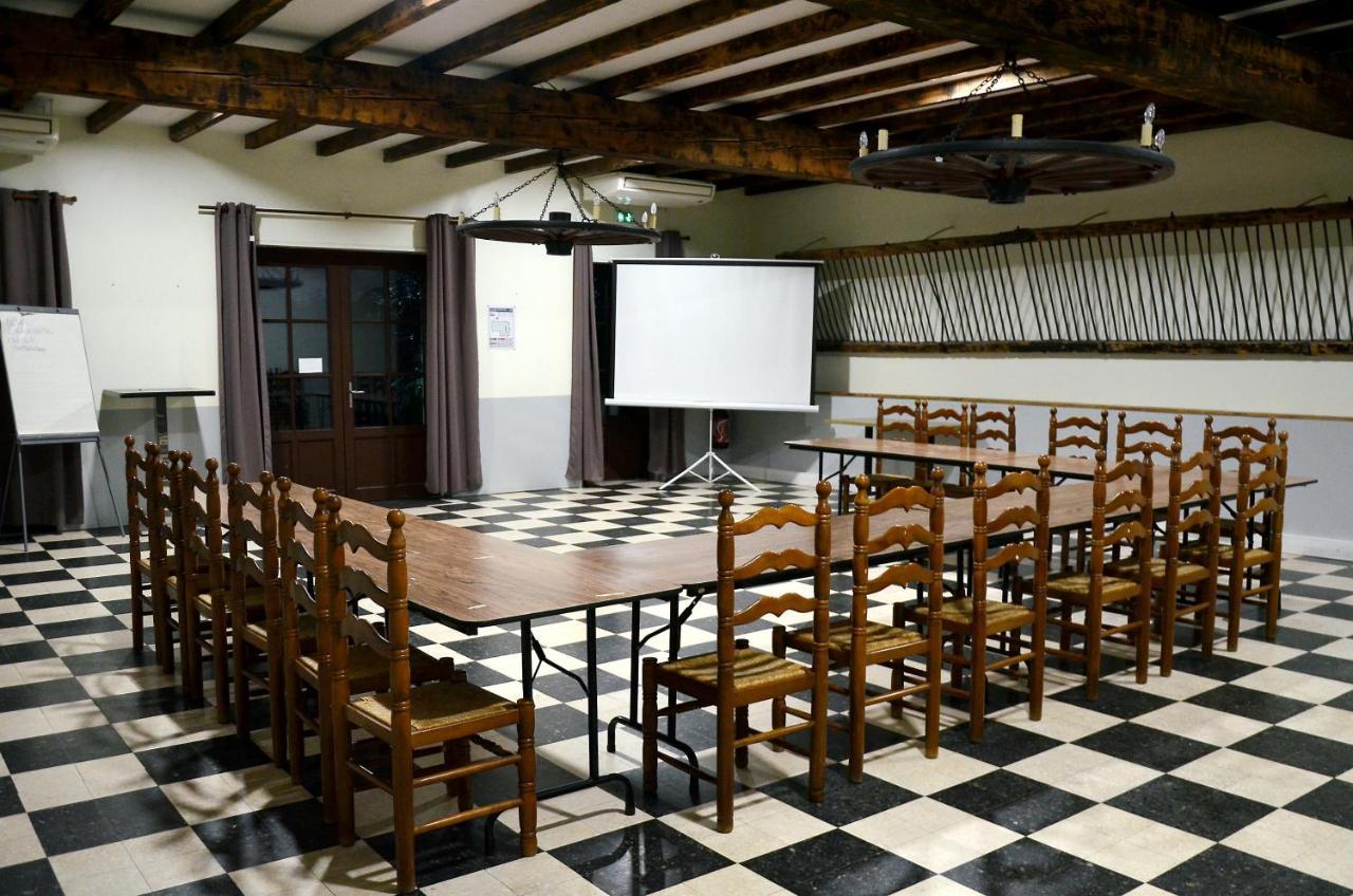 Logis Hotel Restaurant Le Top Du Roulier Capendu Exterior foto