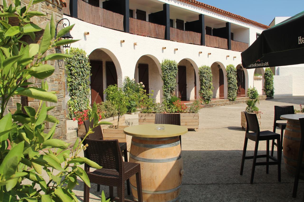 Logis Hotel Restaurant Le Top Du Roulier Capendu Exterior foto